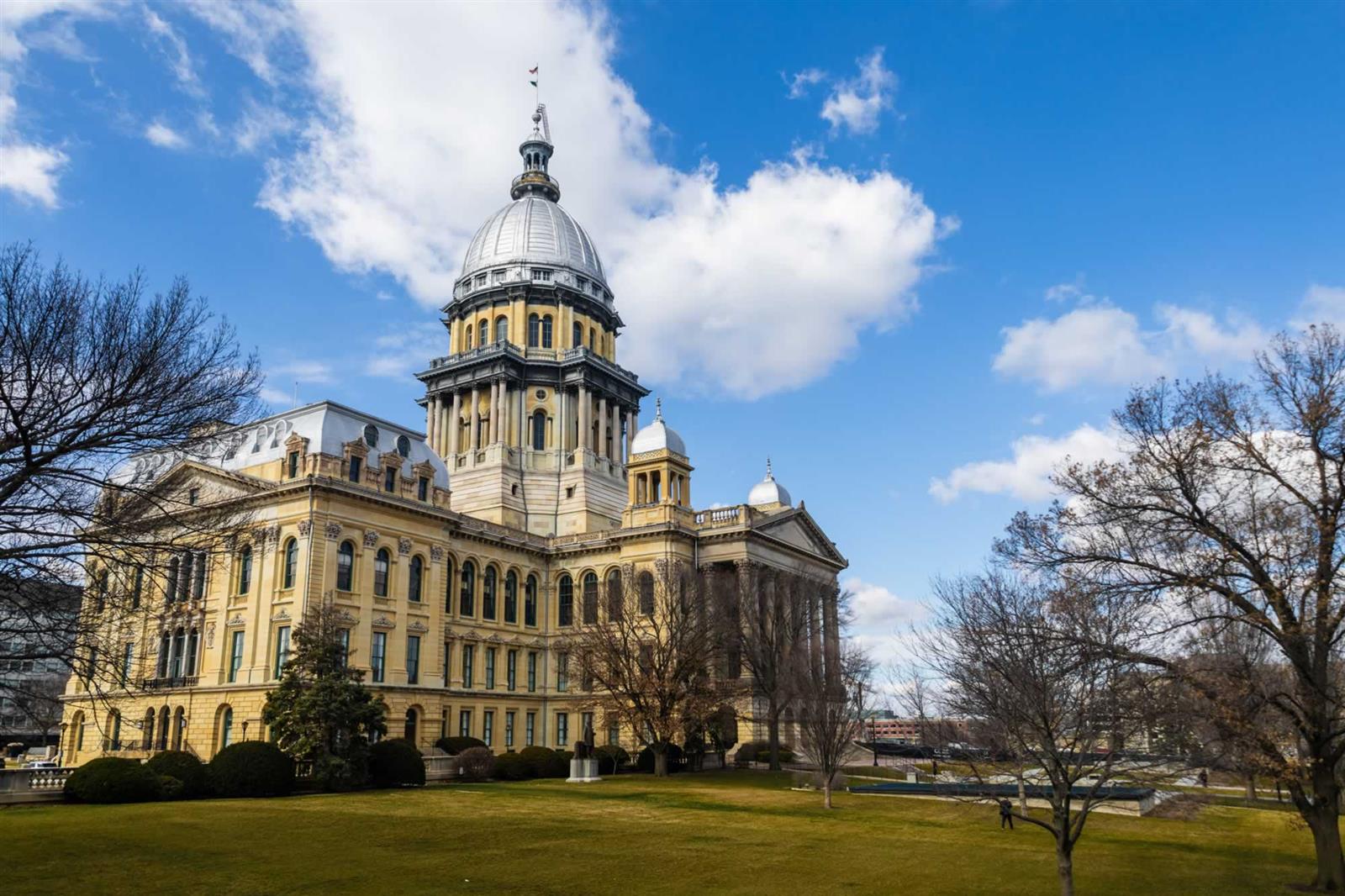 Illinois State Capitol exterior