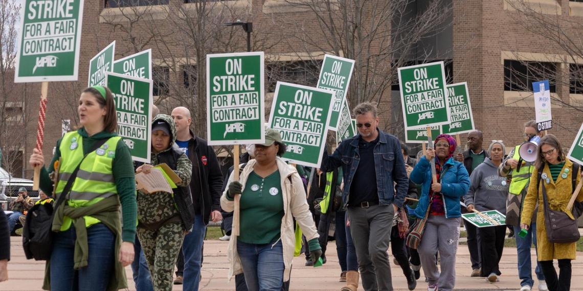 Strikers march on April 3 at the campus of Chicago State University. (Capitol News Illinois photo by Andrew Adams)