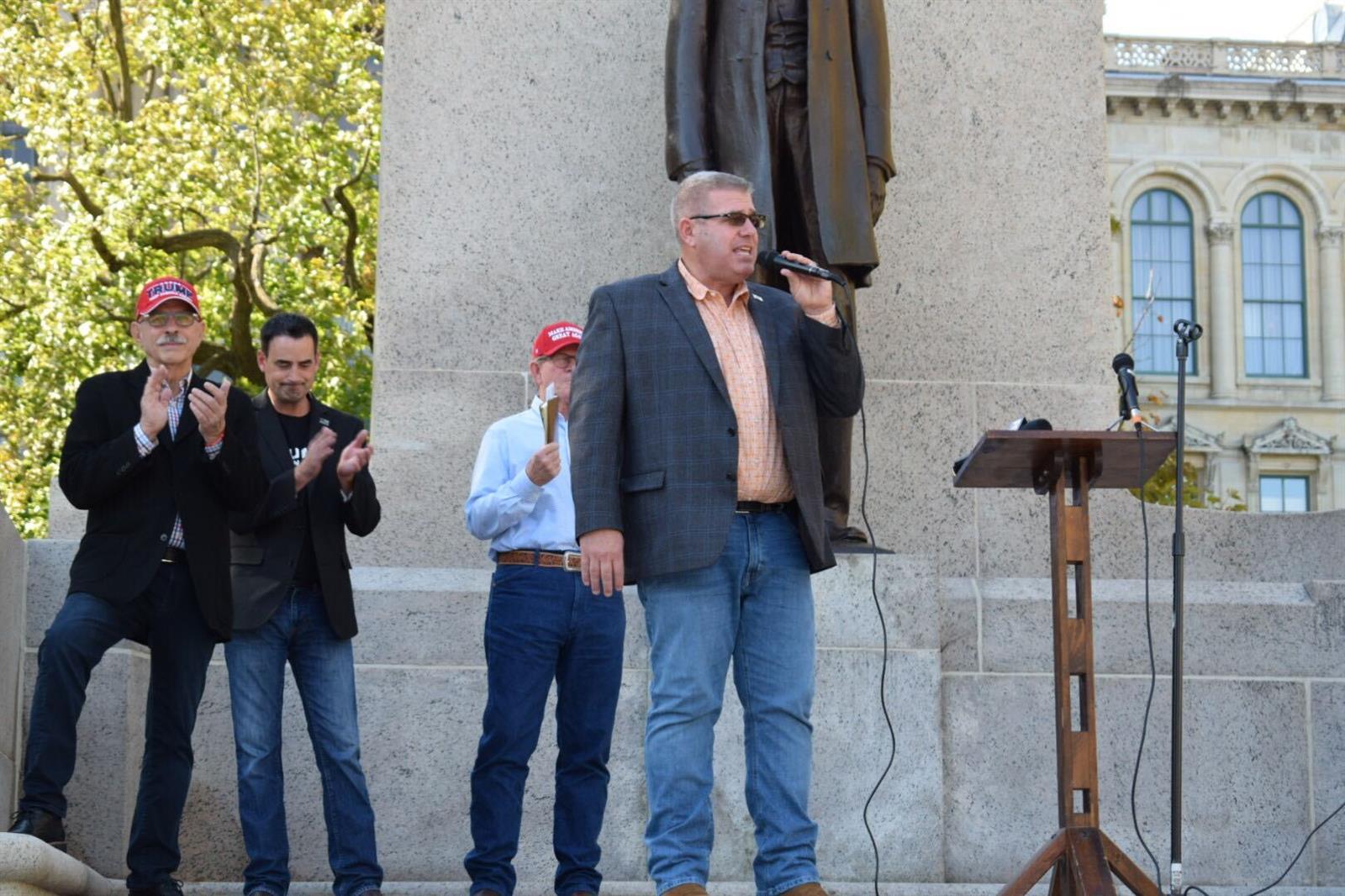 State Sen. Darren Bailey announces campaign for governor