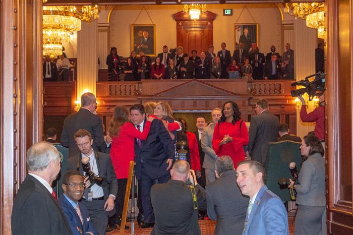 Pritzker offers $38.7 billion ‘balanced’ budget