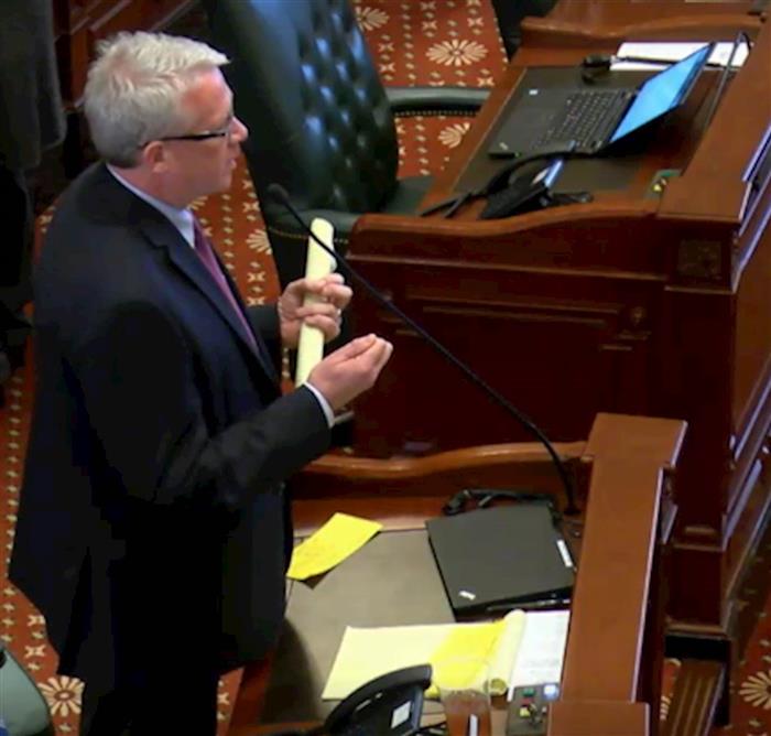 Tighter controls on toxic chemical emissions clear Illinois House