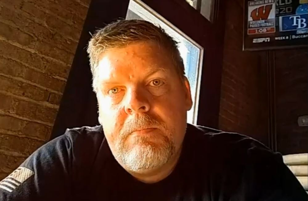 Suburban restaurant defies restrictions with decision from local judge
