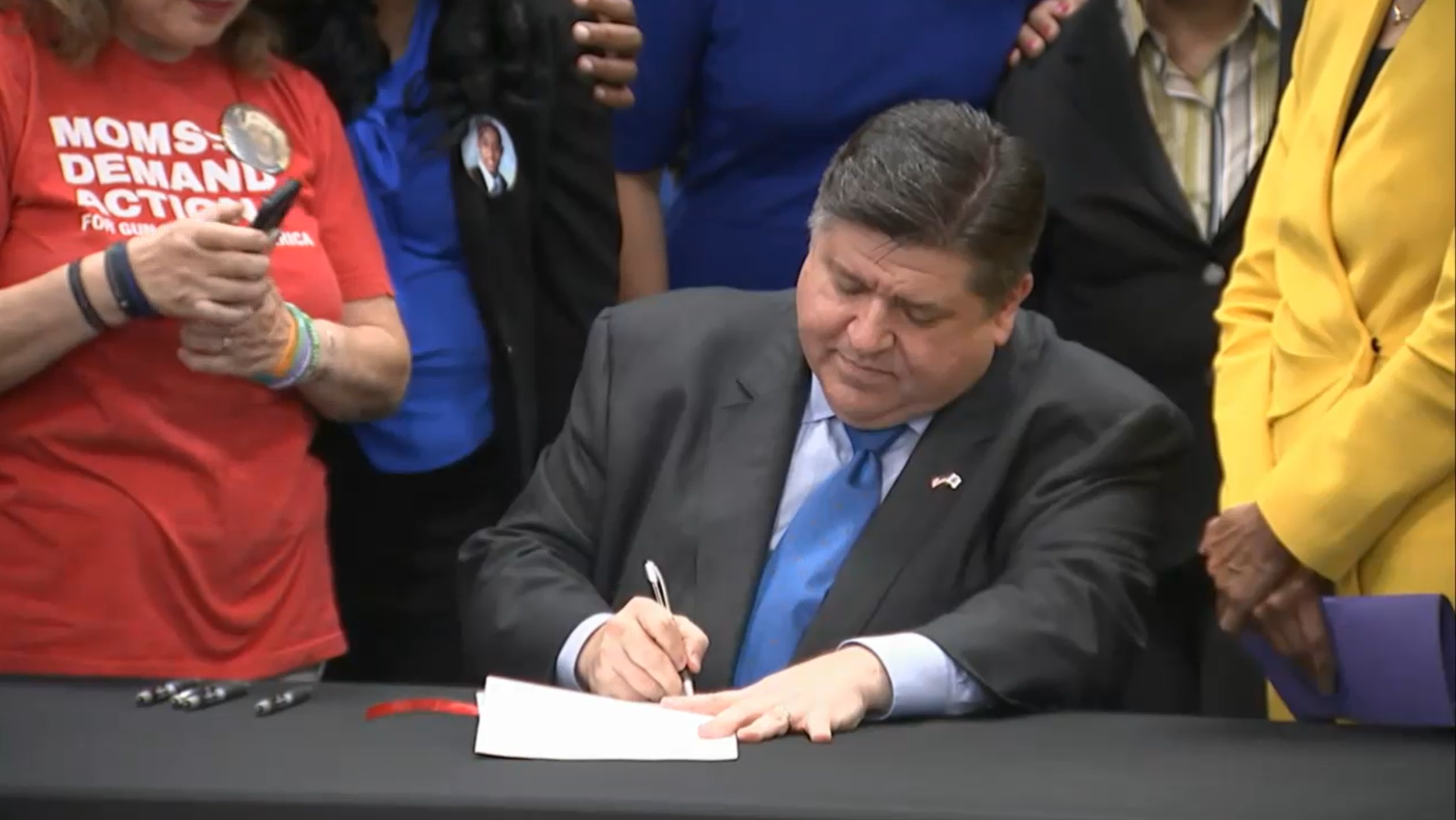 Pritzker signs bill requiring serialization of unfinished ‘ghost guns’