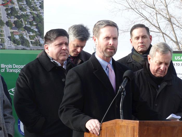Like their parties in Washington, Illinois congressional delegation split on impeachment