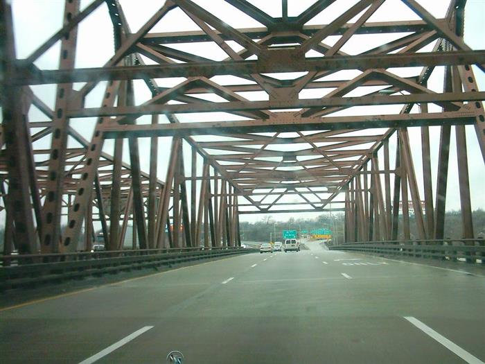 Need for fixes to I-80 bridges in Joliet emphasized