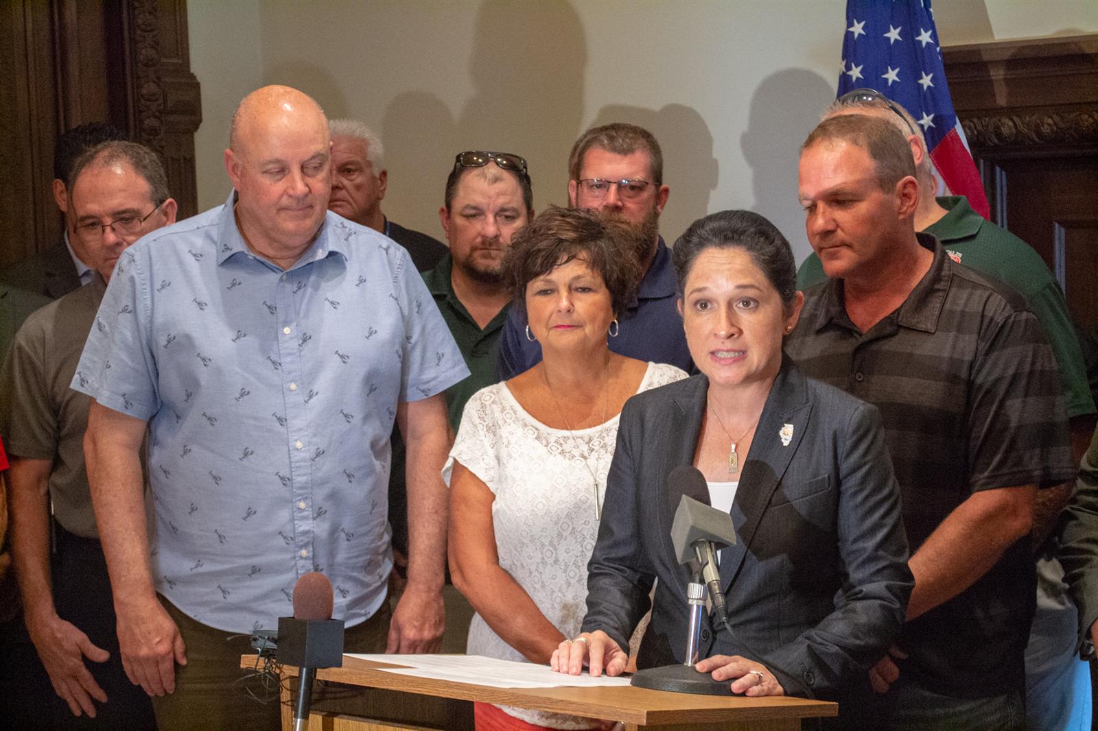 ANALYSIS: Pritzker, Mendoza see record ‘rainy day fund’ balance as proof of fiscal achievement