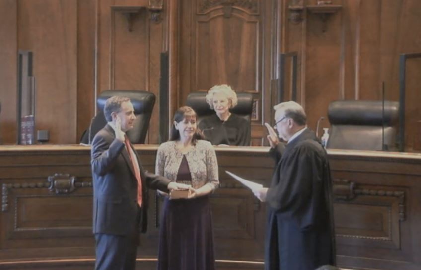 Newly elected Supreme Court justice sworn in