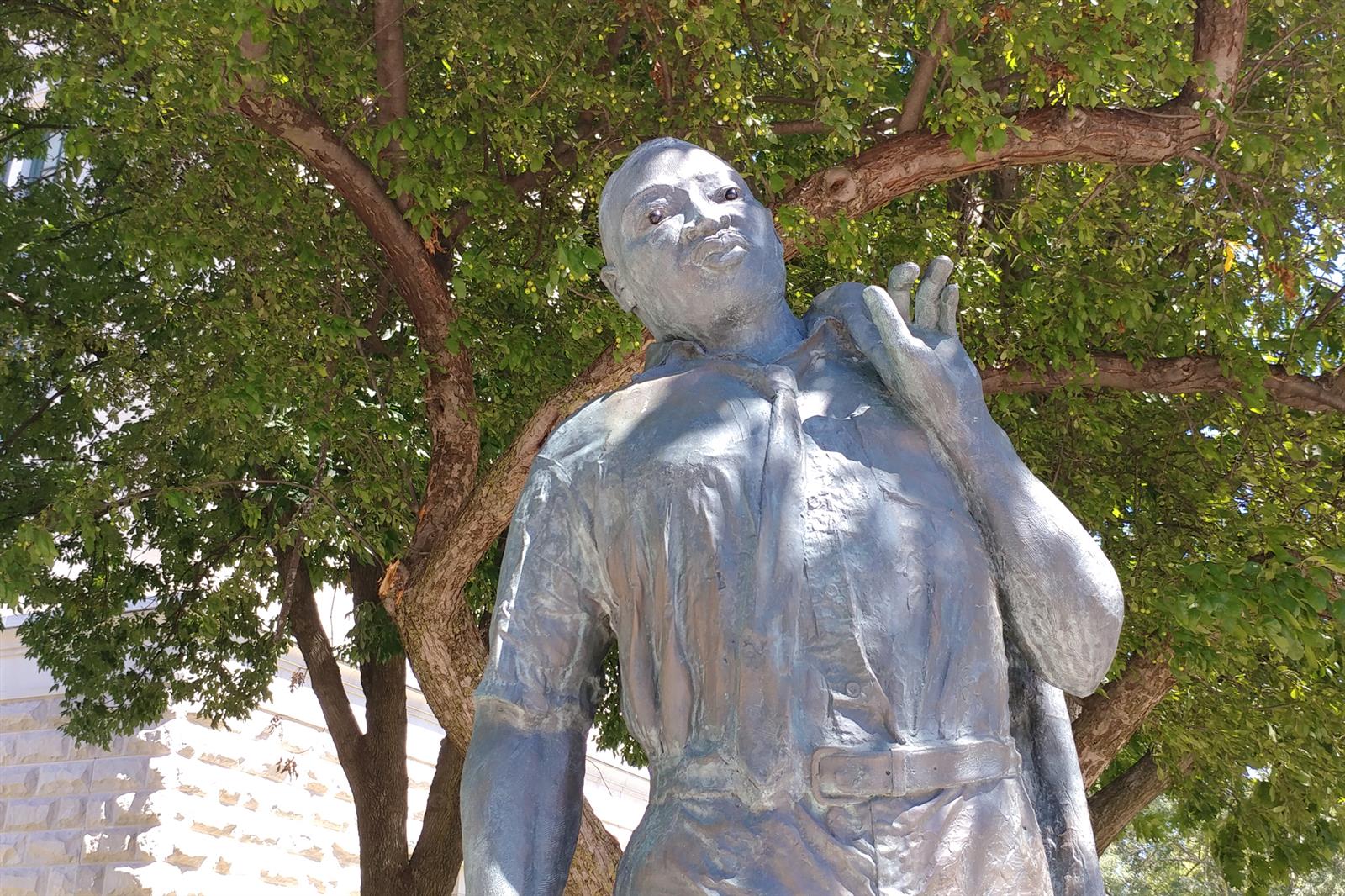 Secretary of state calls for new Martin Luther King statue on Capitol grounds