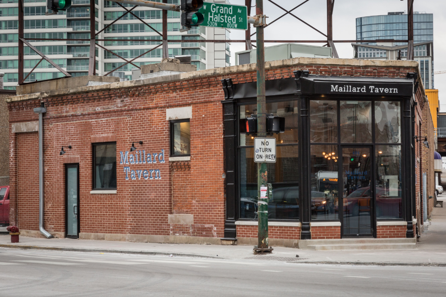 Chicago tavern sues insurer over ‘business disruption’ claim