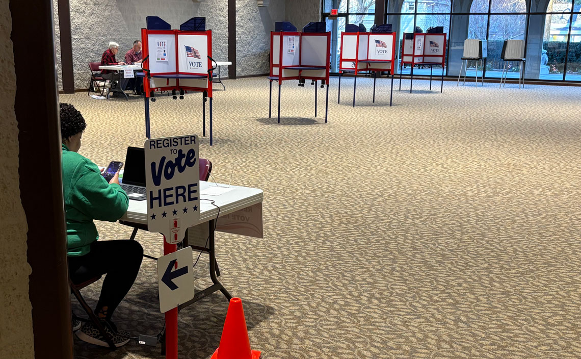 Stand-up voting booths
